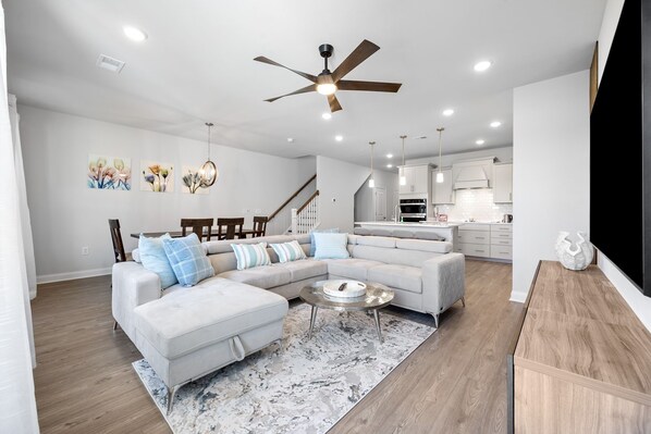 Smart TV, video games, books, offices - Tee & Sea Paradise- Pool- Slps 11- Golf View- Grill (North Myrtle Beach)