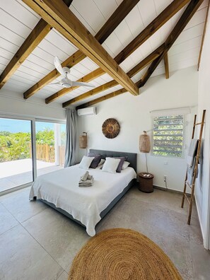4 bedrooms, iron/ironing board, WiFi, bed sheets - Villa Tropical Heaven - Terres Basses (Collectivité de Saint-Martin)