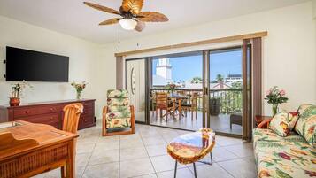 Condo, 1 Queen Bed with Sofa bed (Kona Plaza#218) | Living area