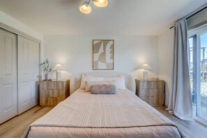 4 bedrooms, iron/ironing board, WiFi, bed sheets - Wilderness Ranch Retreat (Boise)