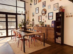 Dining - Magnifique Villa Avec Piscine sur les Hauteurs Dalès (Alès)