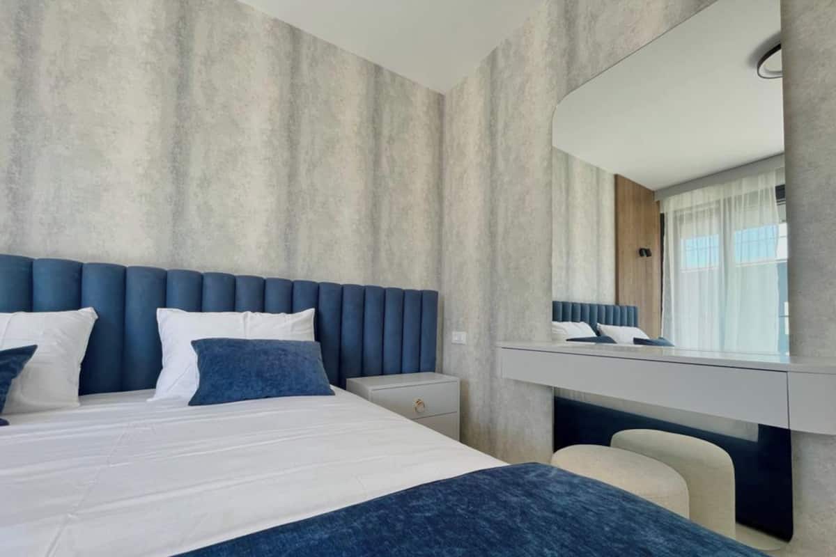3 habitaciones, ropa de cama de alta calidad y cubrecamas