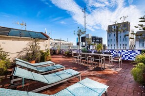 Outdoor dining - Pintor - Espacioso Apartamento con 3 Dormitorios en Born (Barcelona)