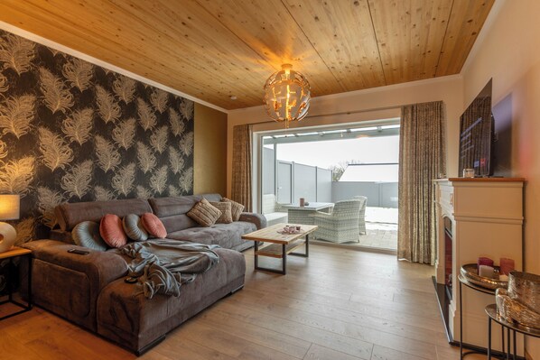 Téléviseur connecté, foyer