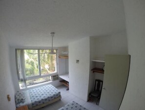 3 quartos, cofres nos quartos, Wi-Fi de cortesia, roupa de cama