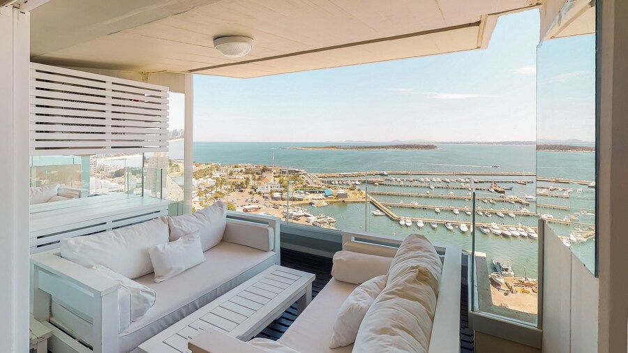 Oceana Suites Fontemar