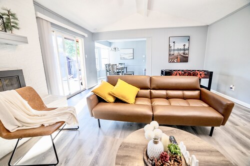 Cozy & Bright 4BR Home - Perfect for Families