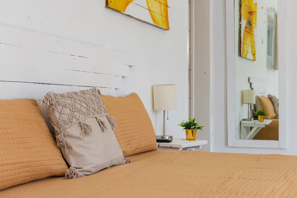 Habitación triple estándar | Tabla de planchar con plancha y wifi gratis
