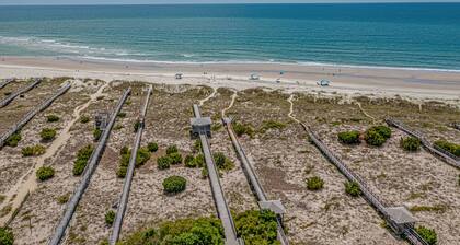19th Green @ True Blue Golf 2 bed 2 bath 1st floor