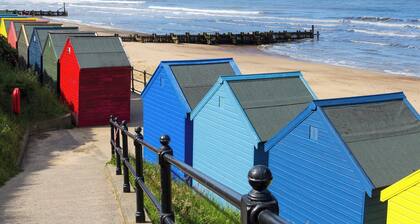 2 bedroom accommodation in Mundesley