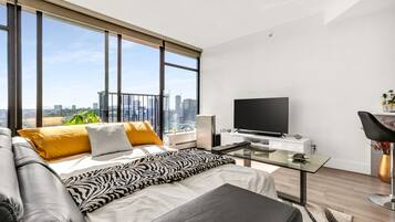 1 bedroom, desk, iron/ironing board, WiFi