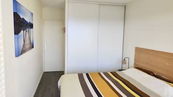 1 bedroom, iron/ironing board, bed sheets