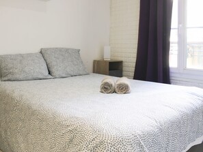 2 habitaciones y ropa de cama