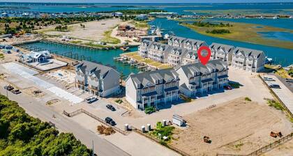 Coastal Charm - Sleep 10