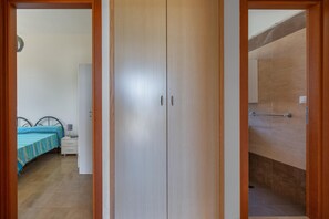 3 Schlafzimmer, Bügeleisen/Bügelbrett, Internetzugang, Bettwäsche