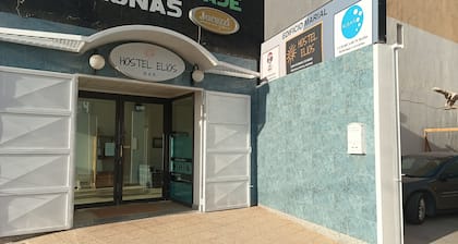Hostel Elios