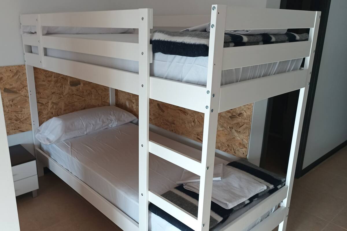 Familienzimmer | Hochwertige Bettwaren, Tempur-Pedic-Betten, schallisolierte Zimmer