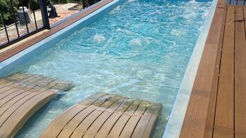 Outdoor pool, pool loungers