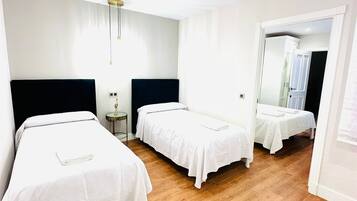 3 bedrooms, WiFi, bed sheets