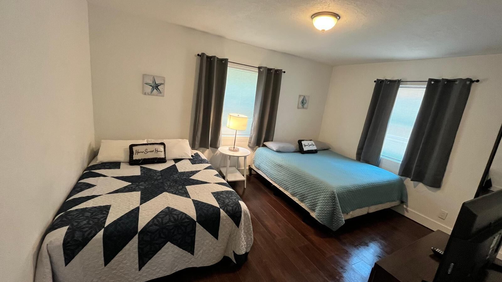 Family Beach House - 2 Miles Drive with Workspace 1820A