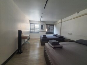 3 室のベッドルーム、アイロン / アイロン台、WiFi、ベッドシーツ