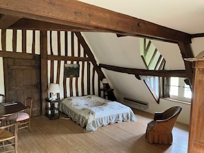 9 chambres, fer et planche Ă repasser, lit parapluie, Wi-Fi gratuit