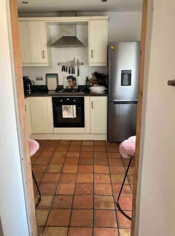 Dishwasher, dining tables