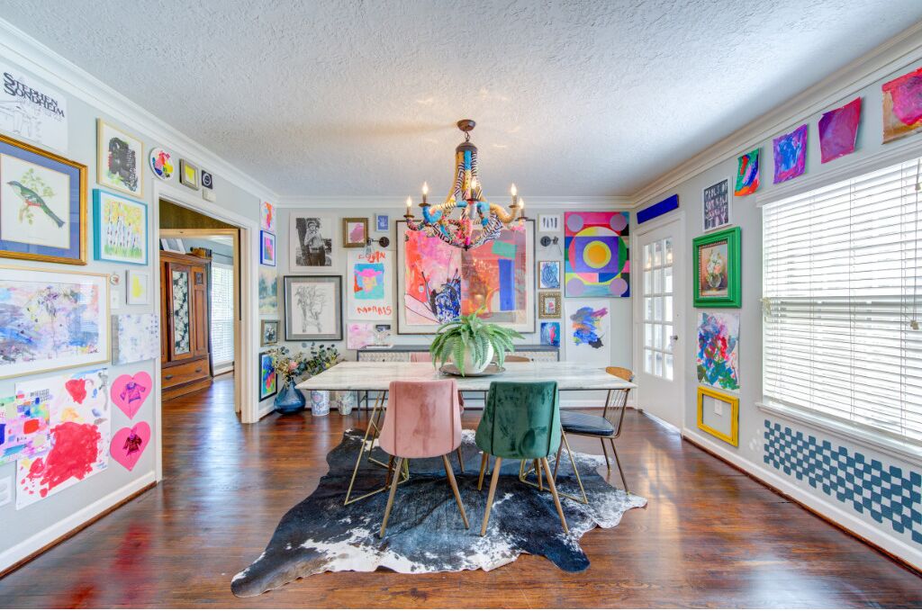 Large colorful art-filled home close to Med Center, UH, downtown and NRG! 