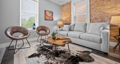 Backstage Loft Above Honky Tonk