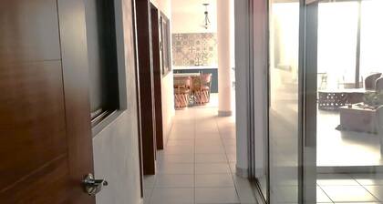 Just a 10 minute walk from the center of Tlaquepaque with garage.