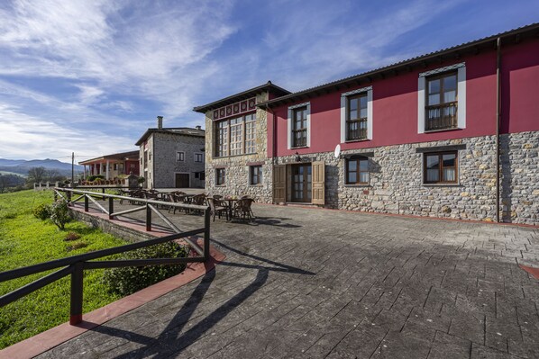 Exterior - La Quintana de Villar (Parres)