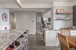 Dining - Brand new modern duplex with garage, BBQ, hot tub, media room, foosball table (Silver Star Mountain)