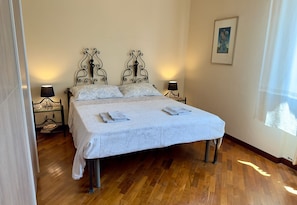 3 chambres, bureau, fer et planche Ă repasser, Wi-Fi