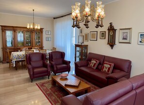 Smart TV - The Hammock, spacious, super-comfortable panoramic penthouse near Rossini Theater  (Pesaro)