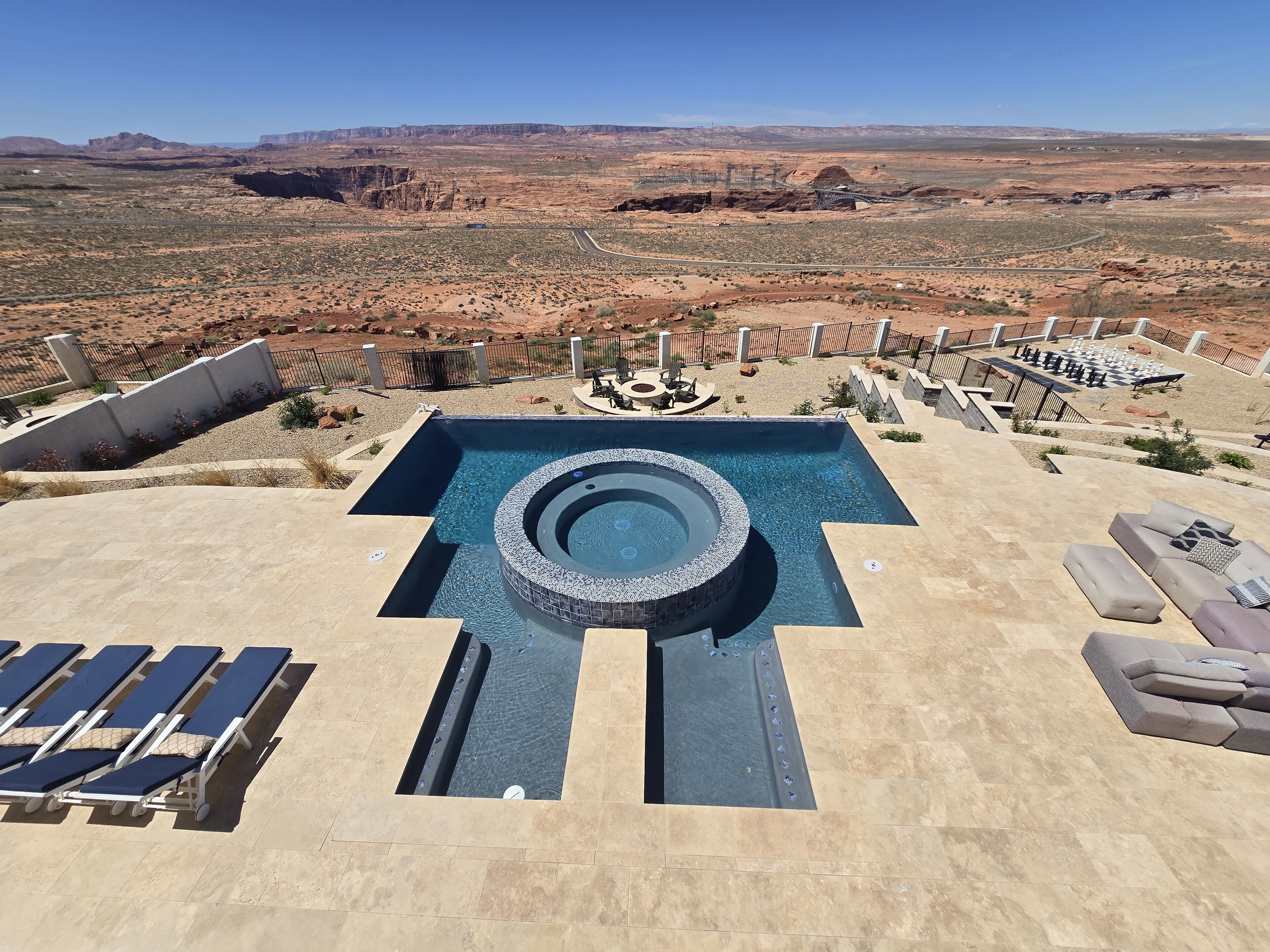 Brand New Luxury Home! 7 Bed, 6 Bath w/ Infinity Pool & Spa. Amazing Views 