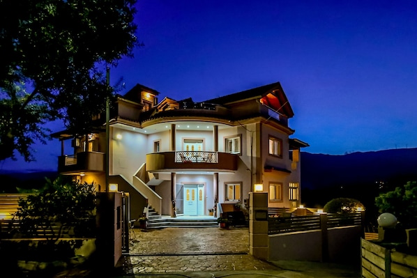 Appartement | 9 chambres, chambres insonorisées