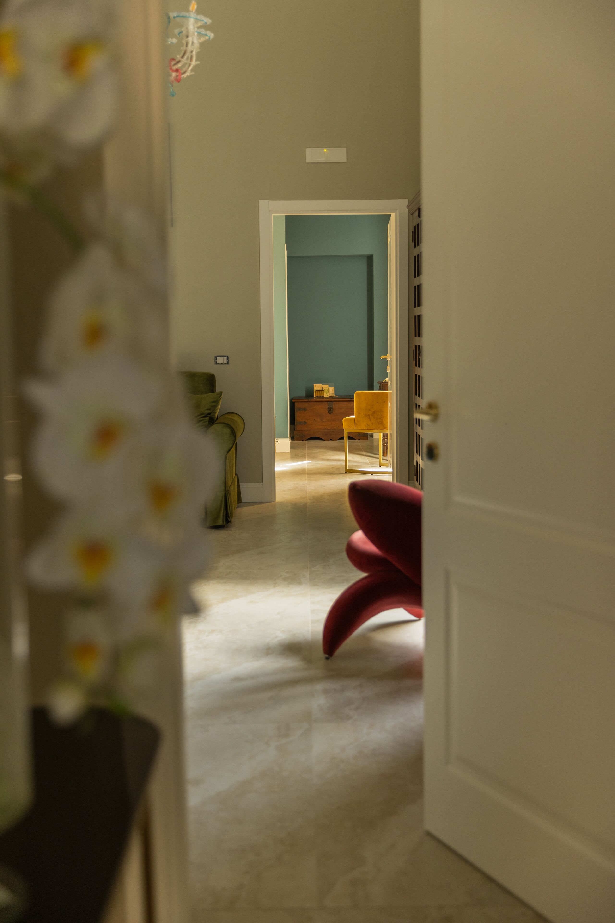 Deluxe Suite, Balcony, Garden View | Living area | 50-inch Smart TV with digital channels, pay films, streaming services