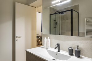 Apartment | 1 bedroom - Zecca Contemporary Loft by Wonderful Italy (Genoa)