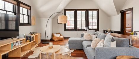 TV connectée, cheminée