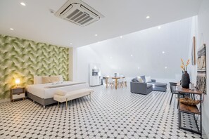 Apartment (3B) | Premium bedding, iron/ironing board, free WiFi, bed sheets - Casa Lefevre By Wynwood House (Panama City)
