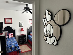 3 bedrooms, iron/ironing board, WiFi, bed sheets - Windsor Hills 3 bed Condo Near Disney!
(Kissimmee)