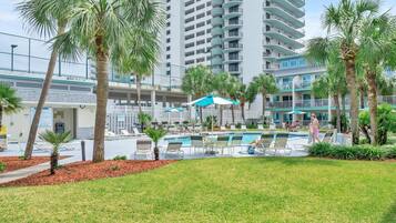 Condo, 1 Queen Bed with Sofa bed (Nautical Watch E-3) | Terrace/patio