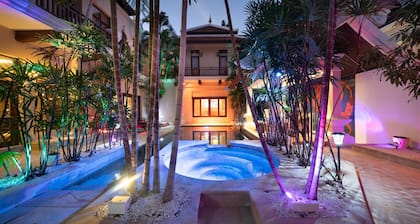 Luxurious Pool Villa Pattaya City