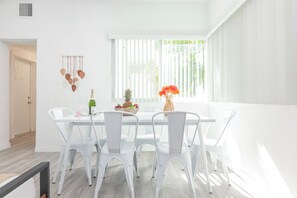 Departamento Deluxe | Comedor