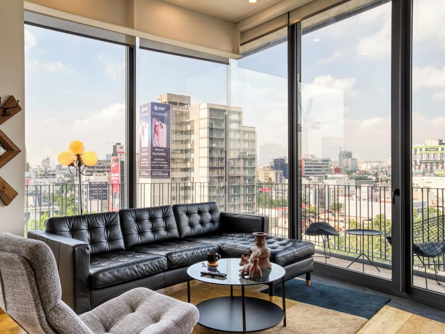 Appartamento Comfort | Area soggiorno | Smart TV 32 pollici con canali digitali