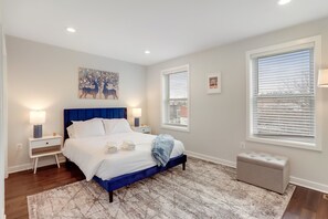 4 chambres, fer et planche à repasser, Wi-Fi, draps fournis