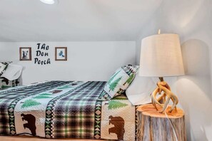 1 bedroom, WiFi, bed sheets - Secluded Stay • The Den at J-Barn (Joelton)