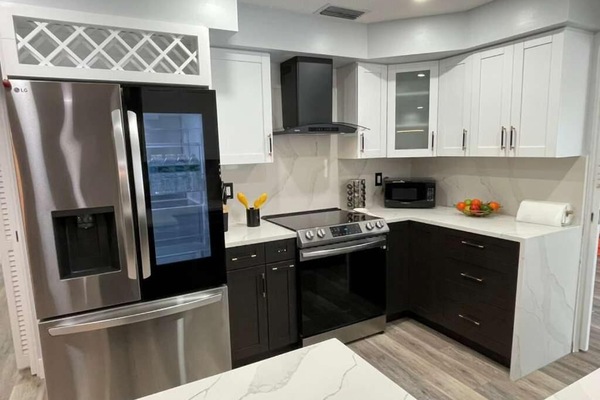 Refrigerador, horno, parrilla de estufa y lavavajillas