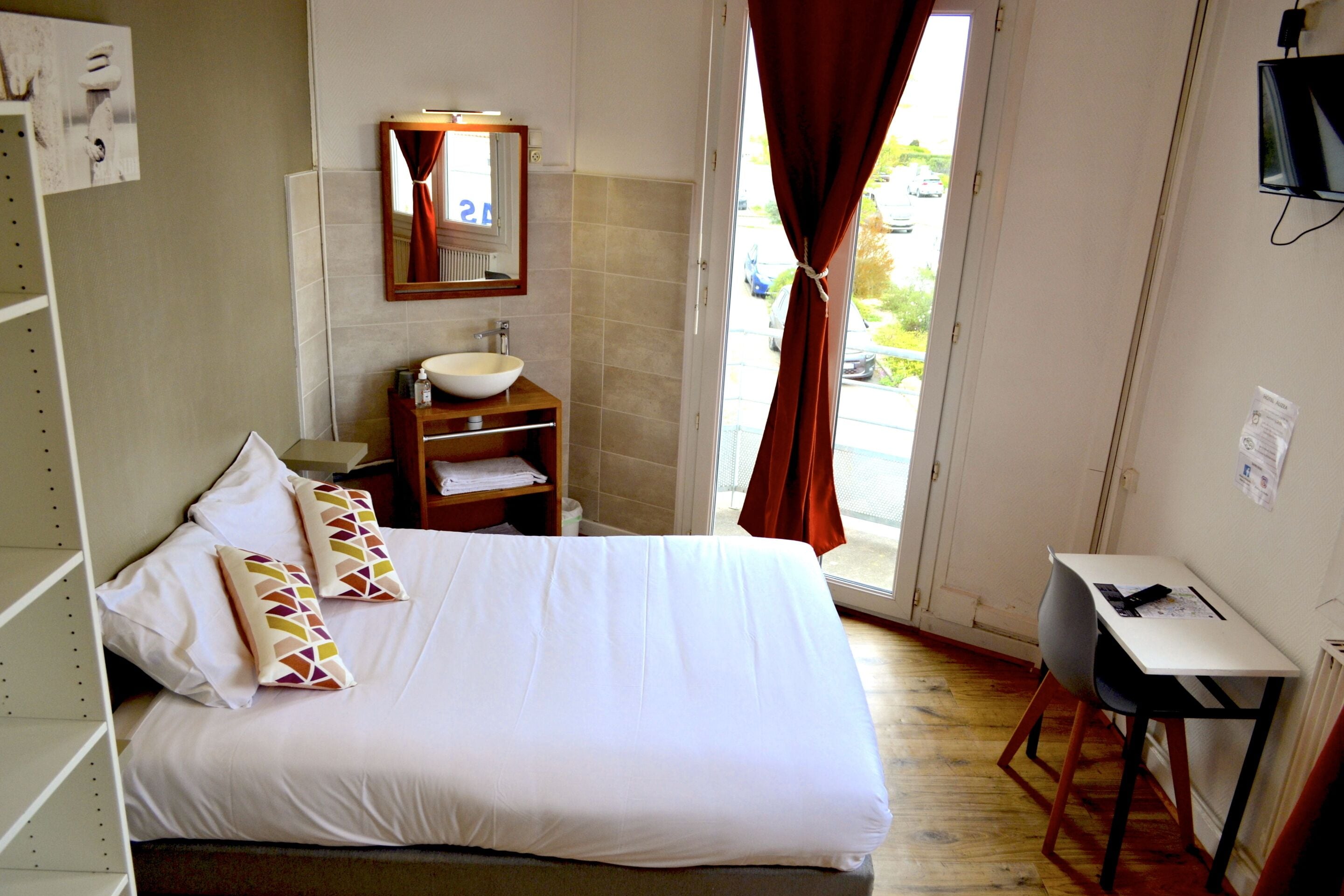 جناح - بحمام مشترك | واي فاي مجانًا