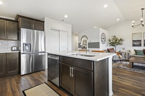 Interior - New, Stylish & centrally located. By Ford Idaho Center, shops & restaurants! (Nampa)